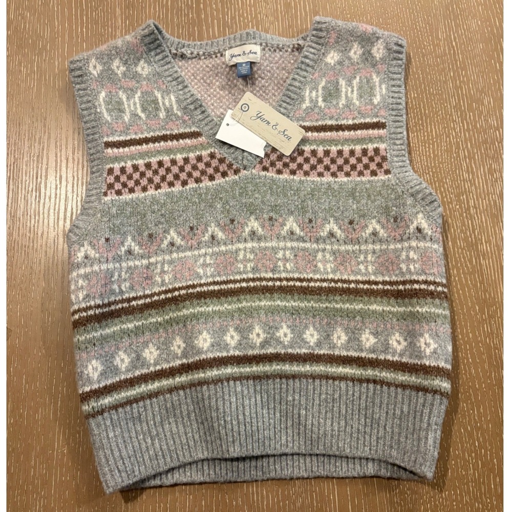 NWT Yarn & Sea Fair Isle Sweater Vest Women's Medium Gray Multicolor Knit